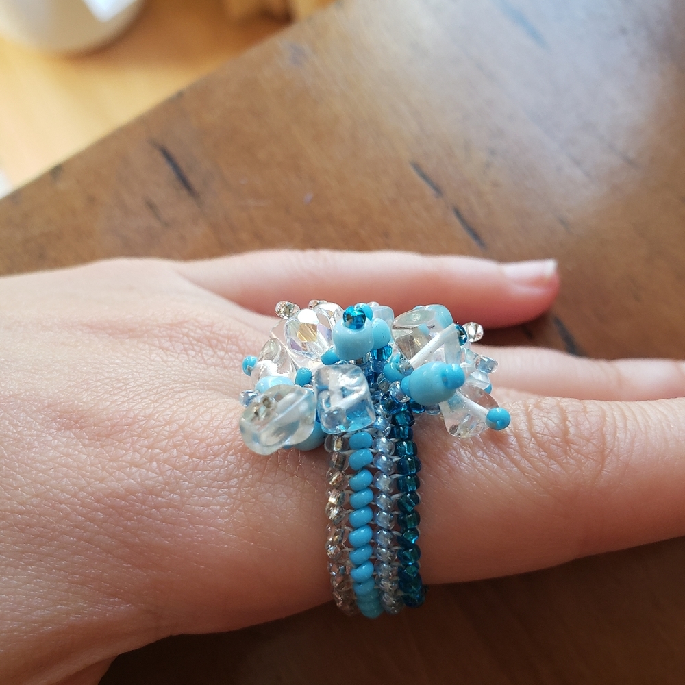 Beaded ring - size 6/7